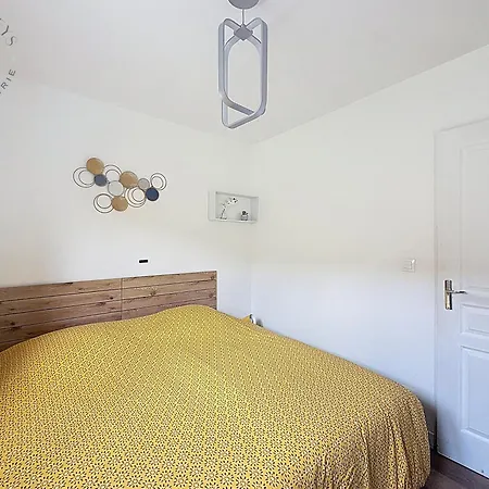 Les 5 Du Chateau - Piscine & Jacuzzi Marquise