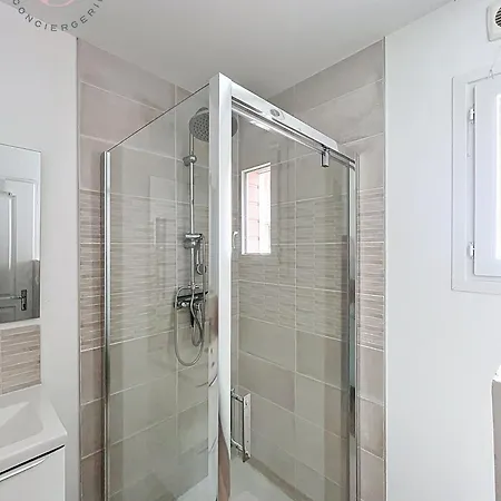 Les 5 Du Chateau - Piscine & Jacuzzi * Marquise