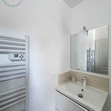 Les 5 Du Chateau - Piscine & Jacuzzi *