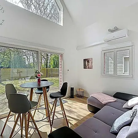 Les 5 Du Chateau - Piscine & Jacuzzi 山林小屋 马基斯