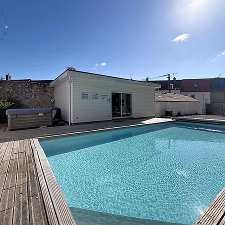 Jaktstuga Les 5 Du Chateau - Piscine & Jacuzzi *
