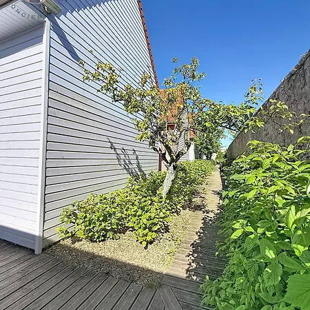 Les 5 Du Chateau - Piscine & Jacuzzi Marquise