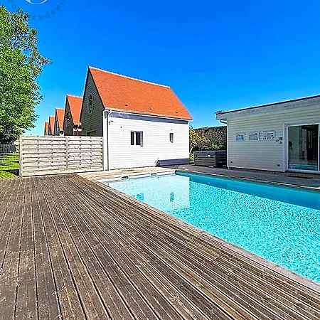 Les 5 Du Chateau - Piscine & Jacuzzi Marquise