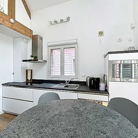 Jaktstuga Les 5 Du Chateau - Piscine & Jacuzzi
